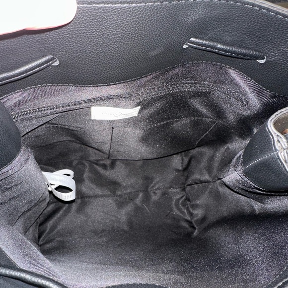 Thirty One Gifts Crossbody Bucket Bag *Discontinued Purse Design* - Picture 5 of 6